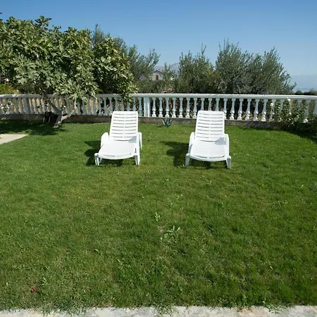 Apartment By The Sea Kastel Stafilic, - 20981 Kastela